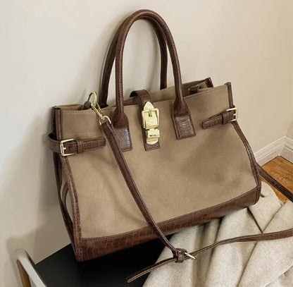 All-Match Messenger Handbag